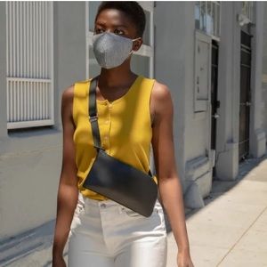 Everlane Italian Leather Sling in Black